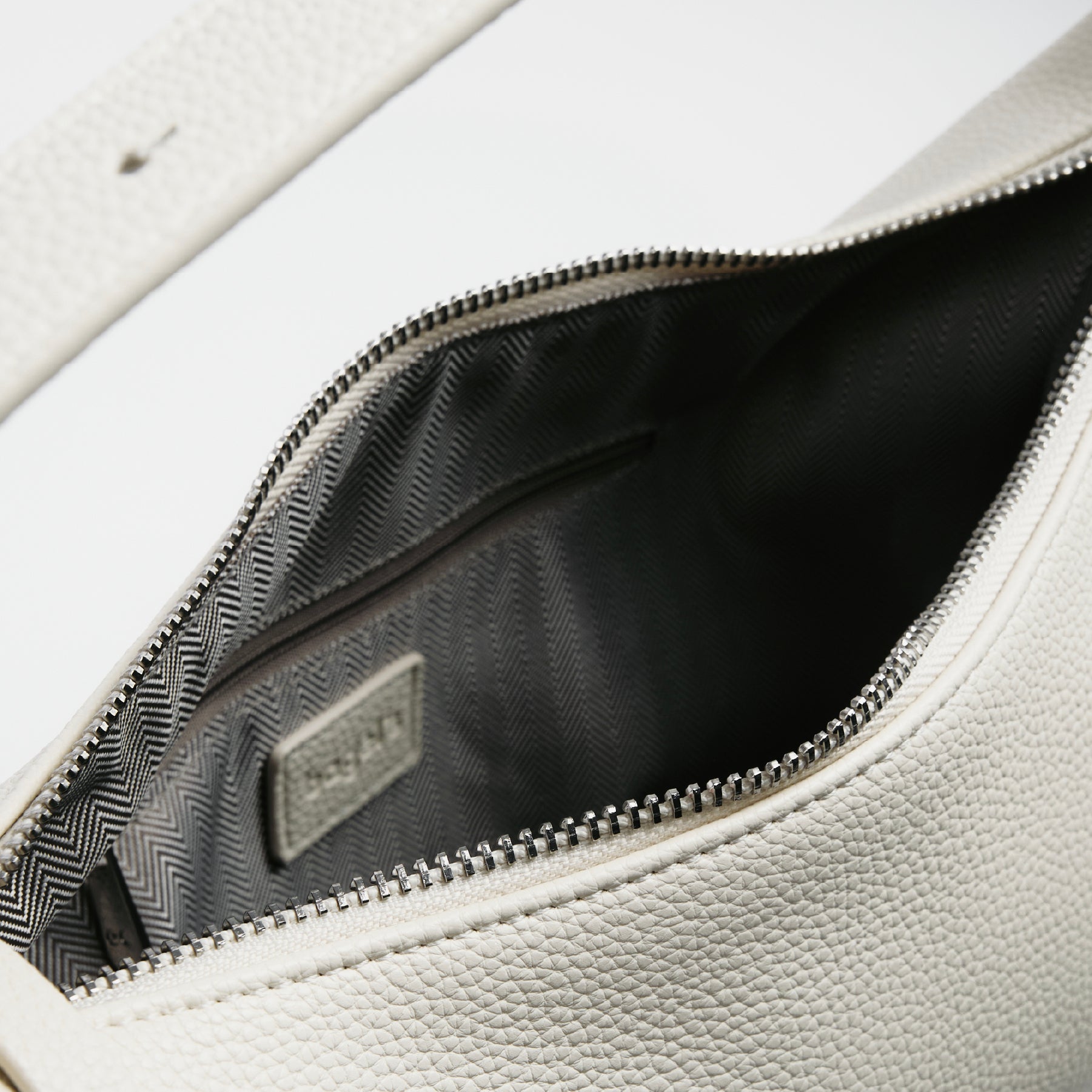 Bagel's Grace Dossier Shoulder Bag