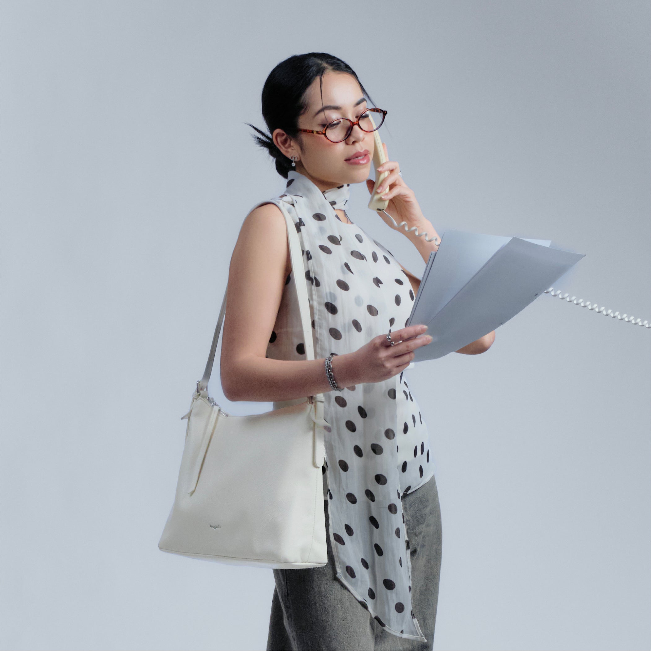 Bagel's Classic Dossier Shoulder Bag